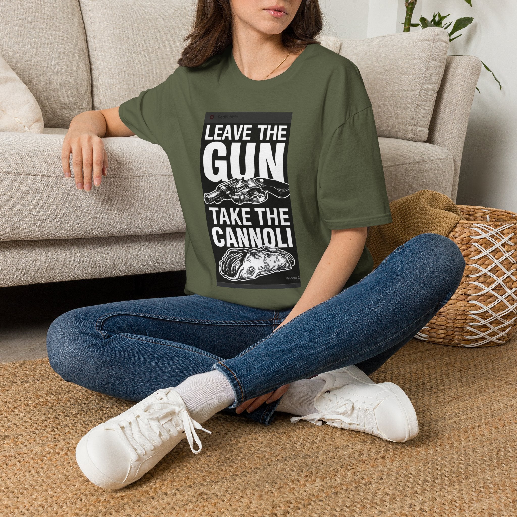 T-Shirt — "Leave the Gun, Take the Cannoli" Vintage Mob Movie Quote Tee
