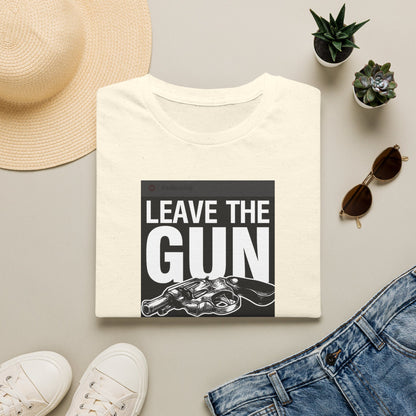 T-Shirt — "Leave the Gun, Take the Cannoli" Vintage Mob Movie Quote Tee